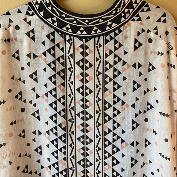 Urban Outfitters Ecote Geometric Patterned Batwing Style Kimono - Size M/L - Picture 5 of 11